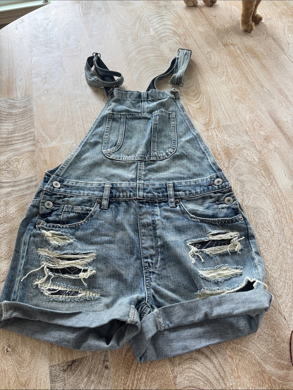 American Eagle short alls / cover alls